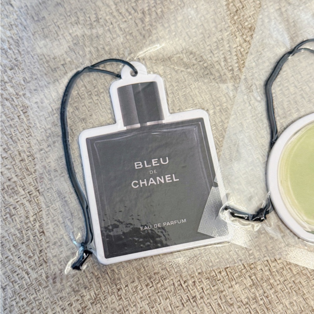 Set of 3 Scented Car Freshener Value Kit - Picture 4 of 4